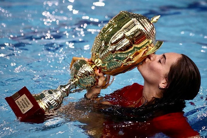 Η Νικόλ Ελευθεριάδου Ανακοίνωσε το Τέλος της Καριέρας της